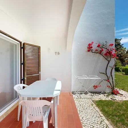 Apartment Sao Rafael, 450m